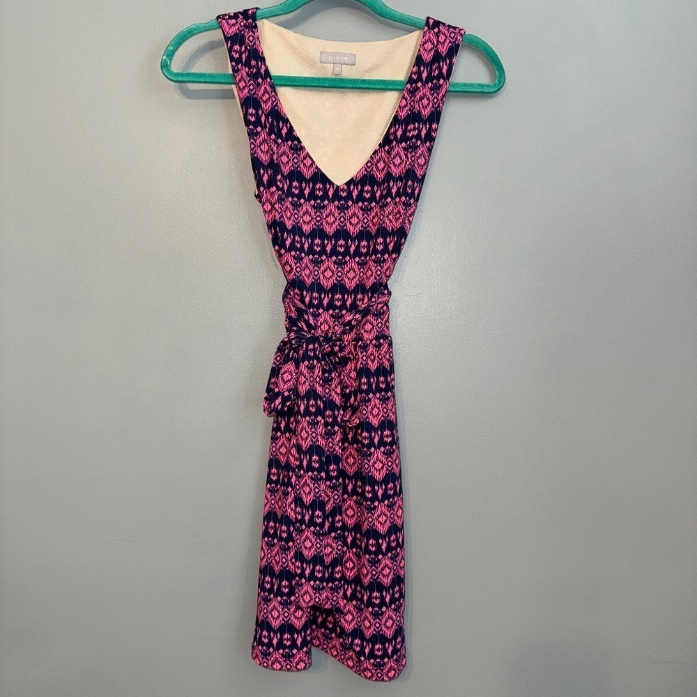 EUC Ellie Kai Geometric Print Sleeveless Shift Dress Size 0